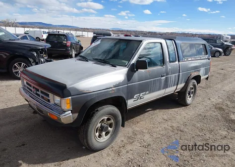1990 Nissan D21 King Cab z USA, uszkodzony, nr VIN 1N6HD16Y1LC425141